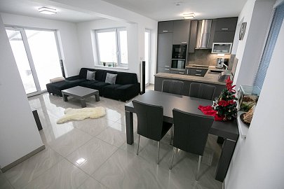 Prodej domu rodinný 122 m² pozemek 516 m², Karmínová, Zlín-Kudlov